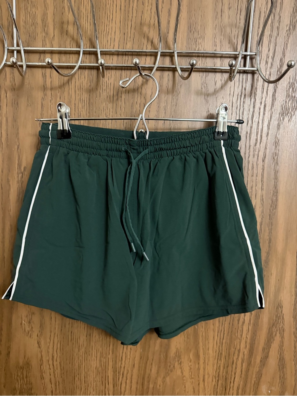 Lululemon Women’s Court Rival Rainforest Green Athletic Drawstring Shorts
